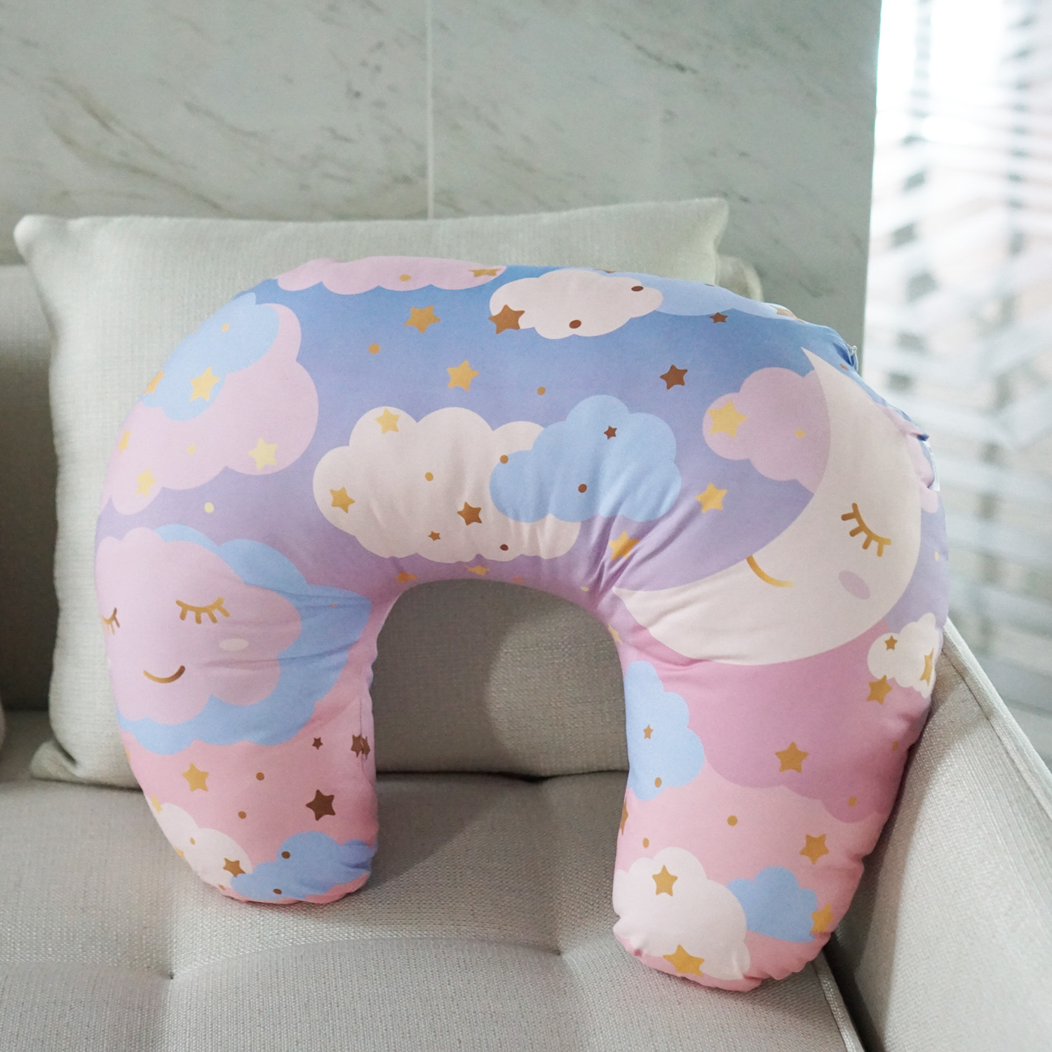 หมอนรองให้นม Nursing Pillow แบบพร้อมส่ง ลายพระจันทร์ สีฟ้าชมพู - Moon - Blue Pink