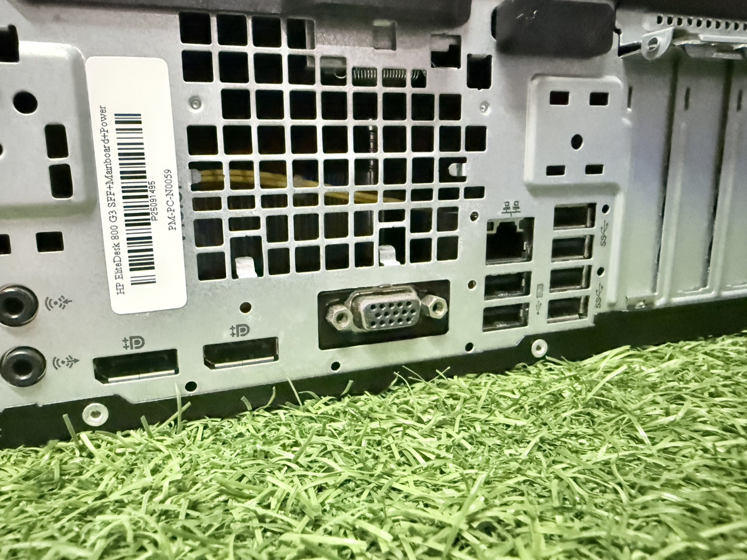 คอมพิวเตอร์ HP EliteDesk 800 G3 SFF CPU i5-6500 Ram 8 GB SSD M.2 256GB