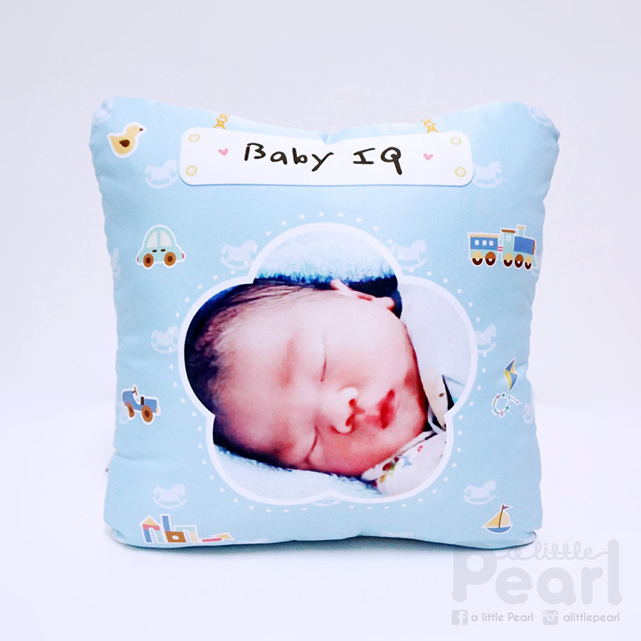 หมอนของขวัญ ใส่รูปถ่าย ทรงสี่เหลี่ยมจตุรัส Portrait Photo Square Pillow