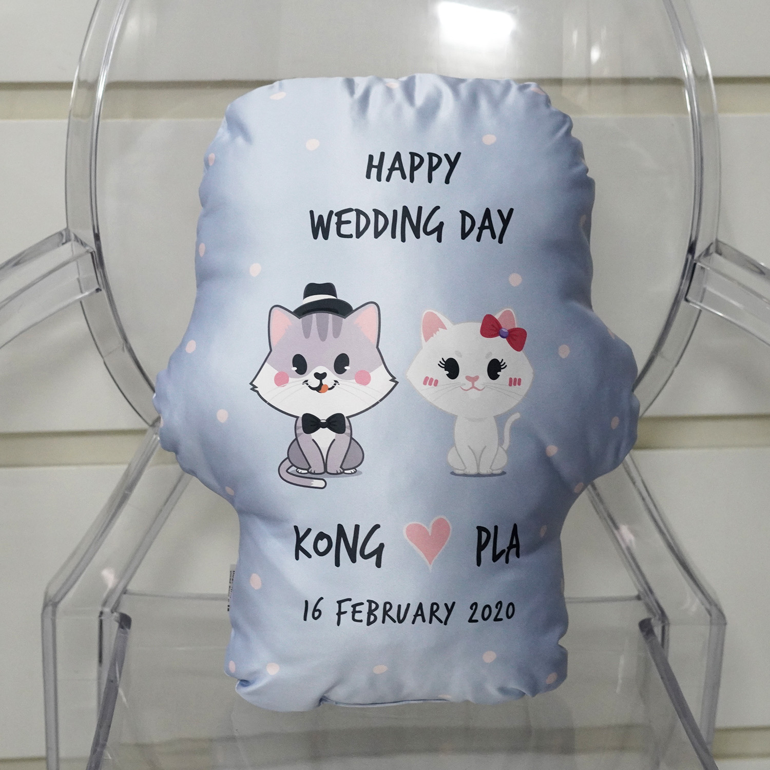 หมอนสั่งทำใส่ชื่อ ลาย Kitten's Family (ราคาต่อใบ)