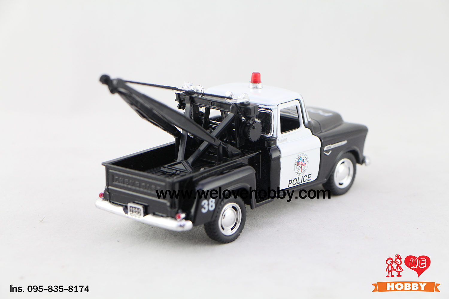 โมเดลรถตำรวจ 1955 Chevrolet Chevy Stepside Pick-Up สีดำ-ขาว Scale 1:32 มีเซตอุปกรณ์รถยก รถลาก