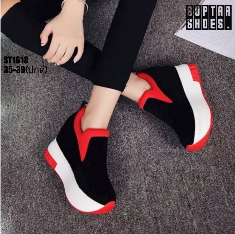 รองเท้าผ้าใบเสริมส้นตัดสีทูโทนแบบสวม (สีดำ)