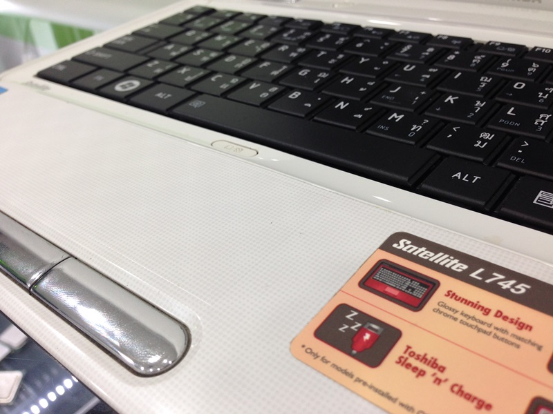 TOSHIBA L745