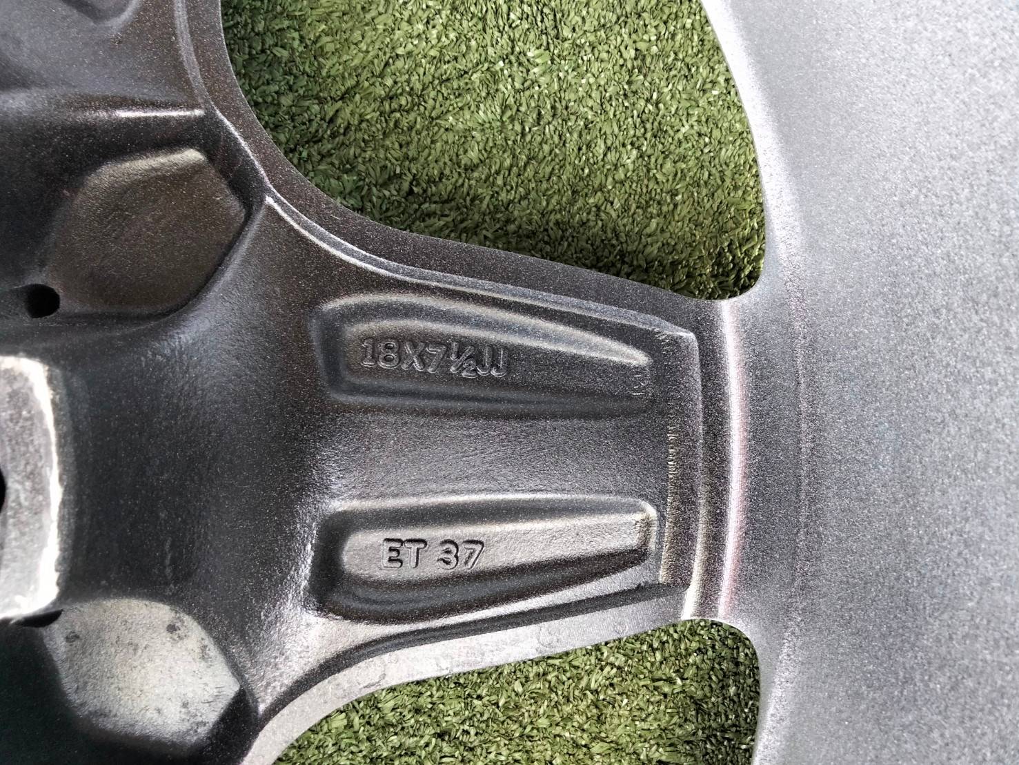 ล้อเบนซ์ ปลาดาว ขอบ 18* "ไม่แท้" นำเข้า