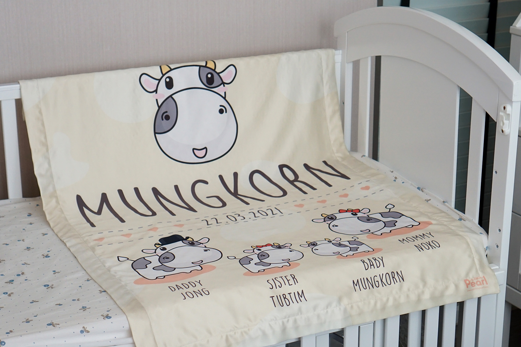 ผ้าห่ม สั่งทำใส่ชื่อ ลาย Cow1 - Cream