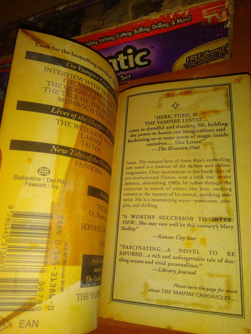 The Vampire Lestat (The Vampire Chronicles #2) by Anne Rice