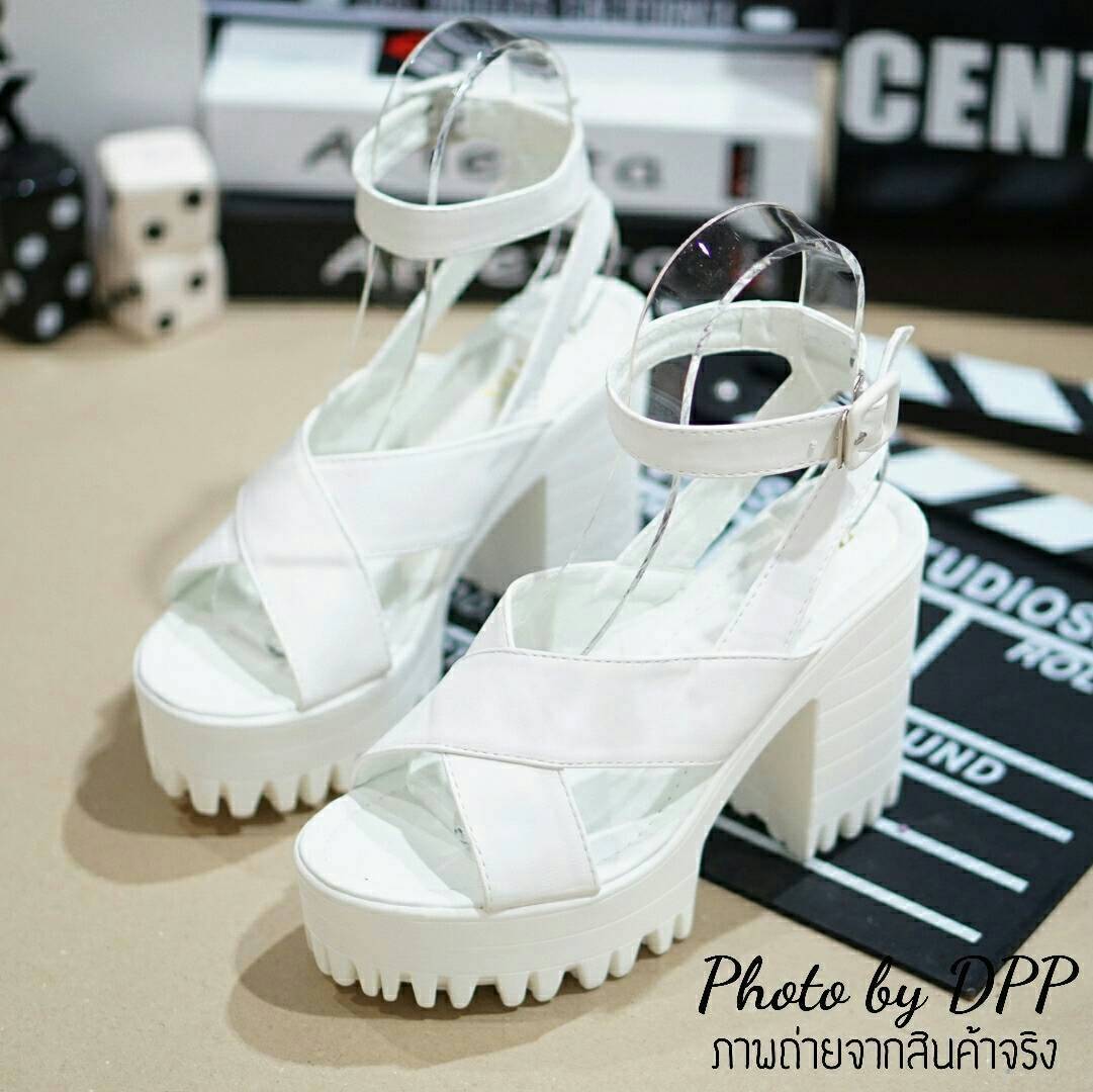พร้อมส่ง : รองเท้าส้นตึกสไตล์เกาหลี Style Nanda Shoes (สีขาว)