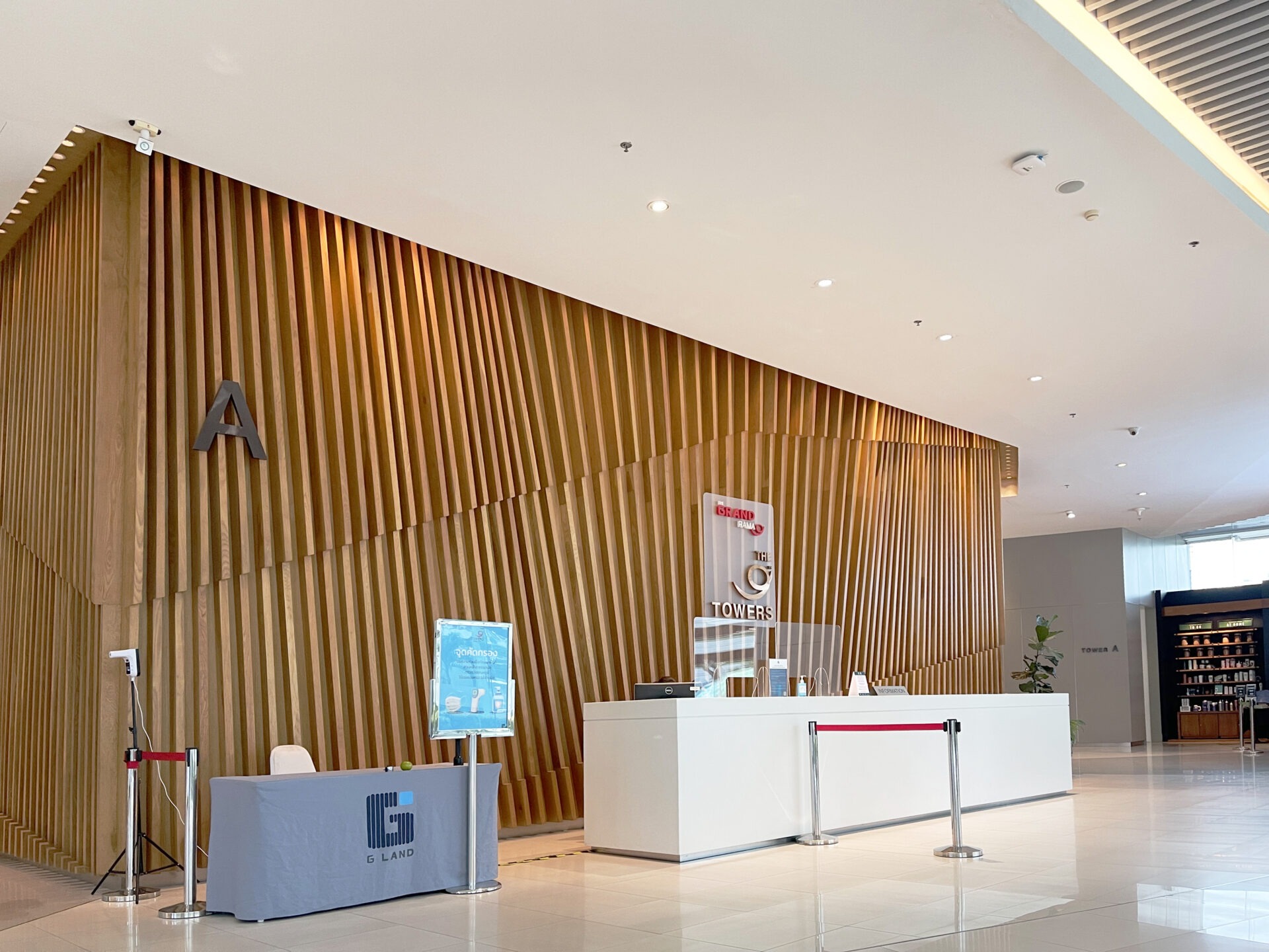 เดอะไนน์ ทาวเวอร์ส แกรนด์ พระราม 9 (The Ninth Towers Grand Rama9) อาคารสำนักงานให้เช่าย่านพระราม 9 ใกล้ห้างเซ็นทรัลพระราม 9 กรุงเทพฯ