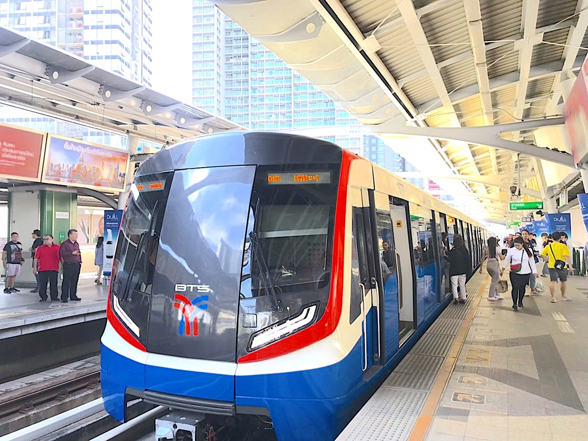 ขายที่ดินติดถนนทองหล่อ (สุขุมวิท 55) ขนาด 3 ไร่เศษ ทำเลทองแปลงสุดท้าย !!