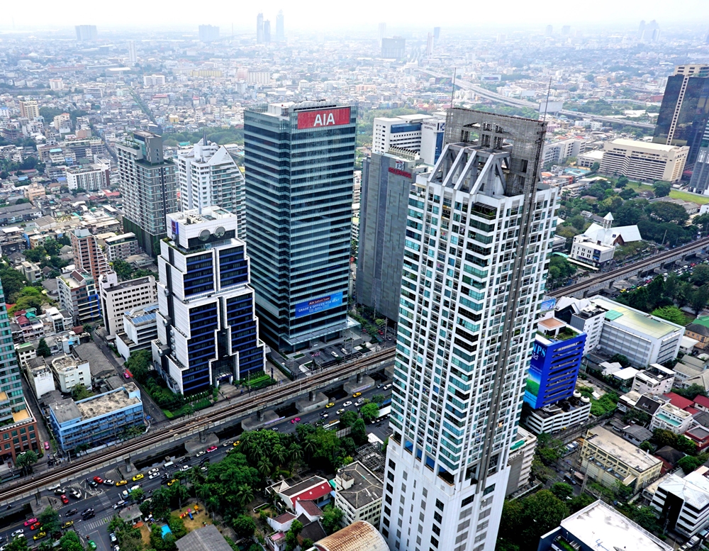AIA Sathorn Tower，位于泰国曼谷沙吞路、靠近 BTS 圣路易斯站的办公室出租。