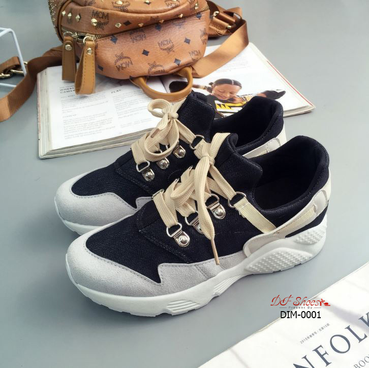 รองเท้าผ้าใบทรงสปอร์ตแต่งสี (สีแดง)