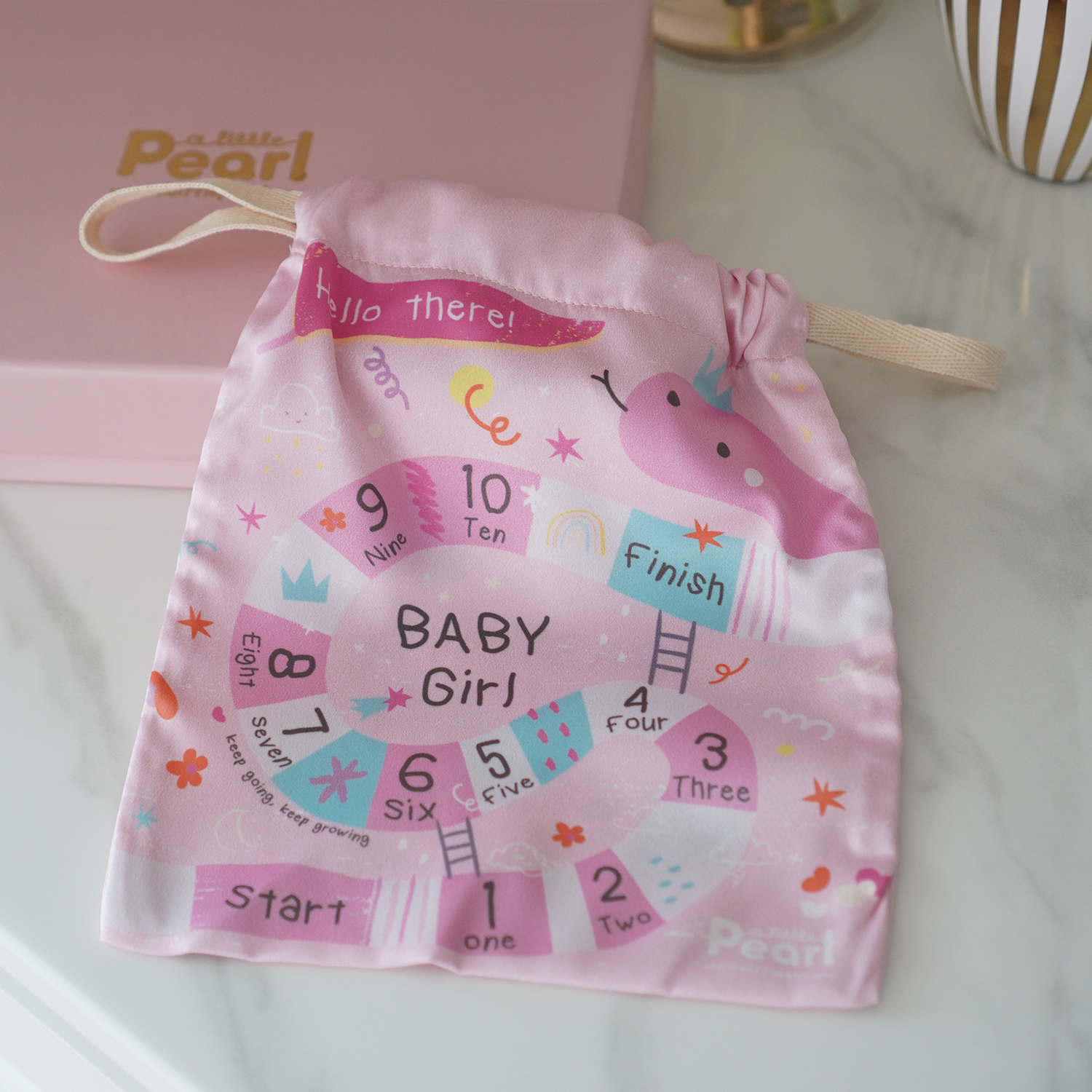 ผ้าคลุมให้นม (รุ่นมีกระดุม ถอดโครงได้) พร้อมส่ง ลาย Snake and Ladders - Pink