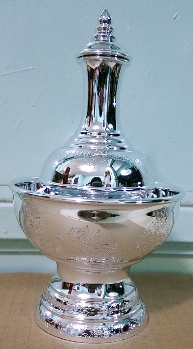 กรวดน้ำพลาสติก