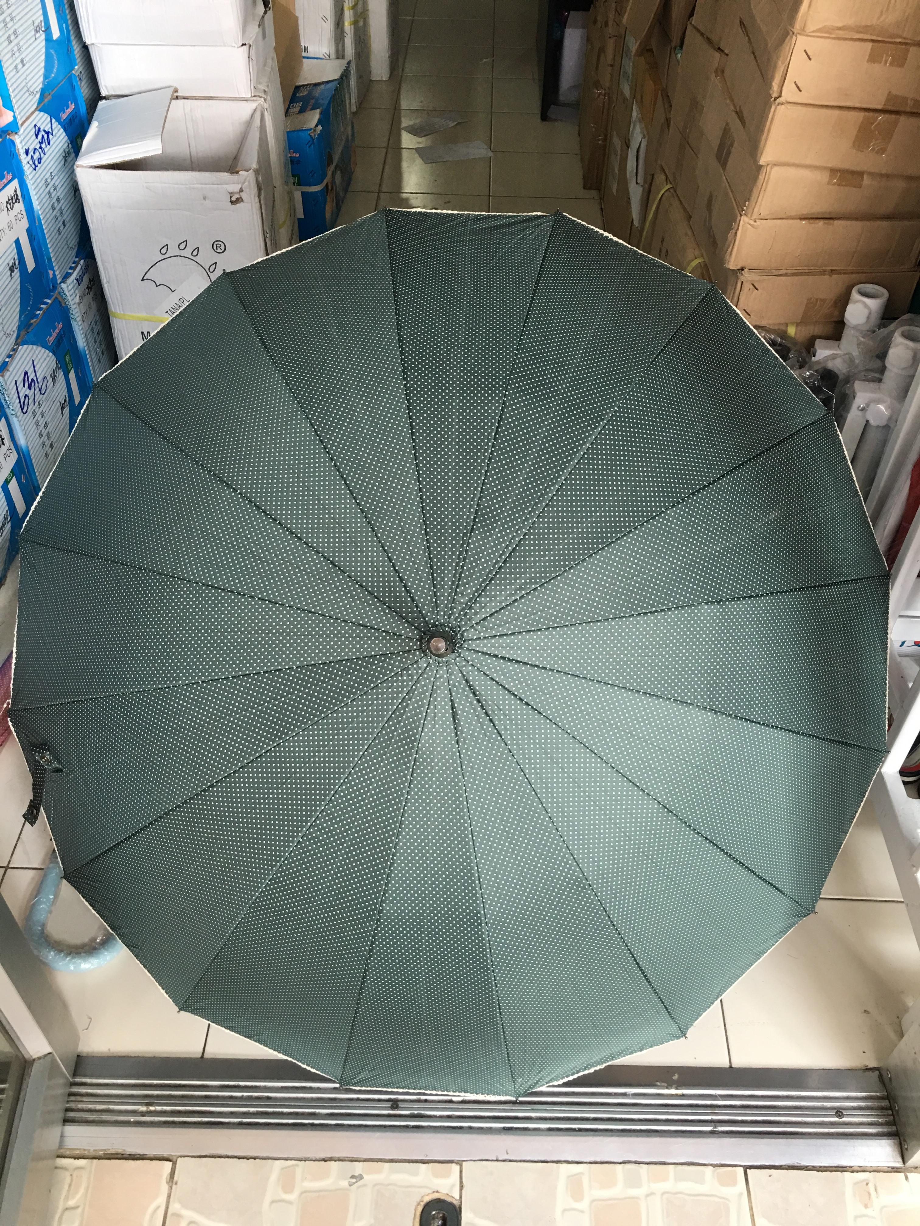 ร่มตอนเดียว23นิ้วลายจุดมีระบายลูกไม้มียูวีสีทอง