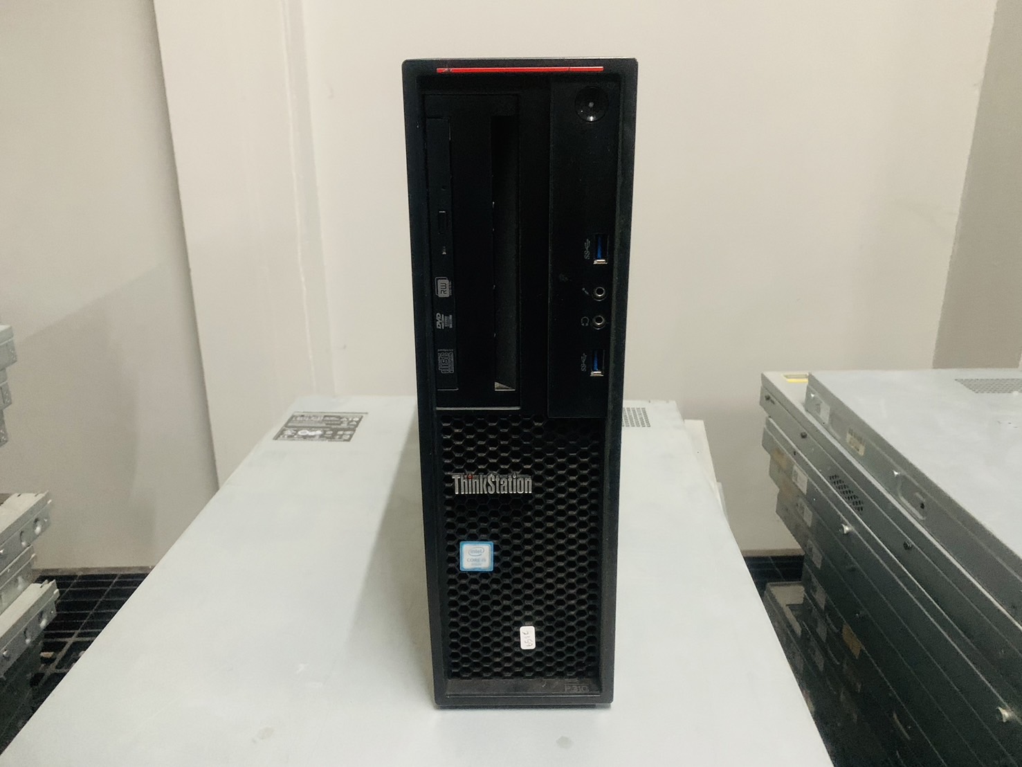 PC Lenovo ThinkStation P310 SFF CPU i5-6500 Ram 8GB SSD 120GB