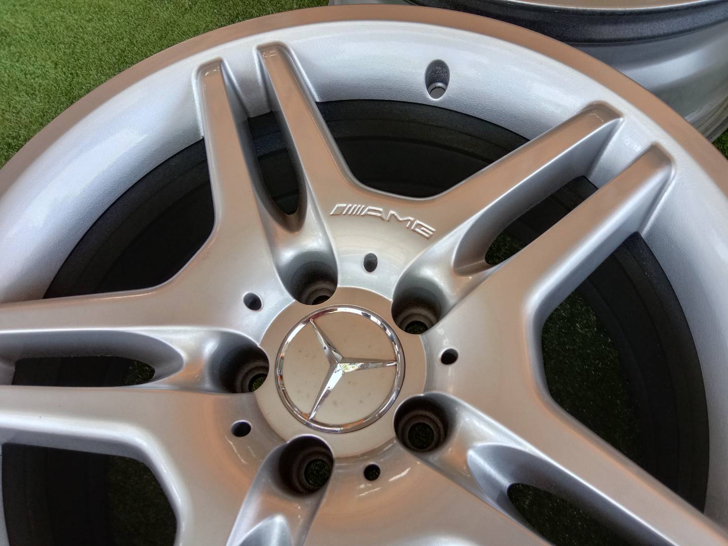 ล้อแท้ AMG ST4 18" w211 E55