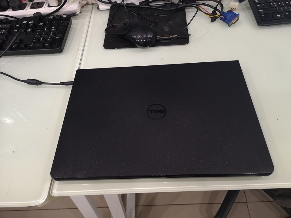 DELL Inspiron 3458