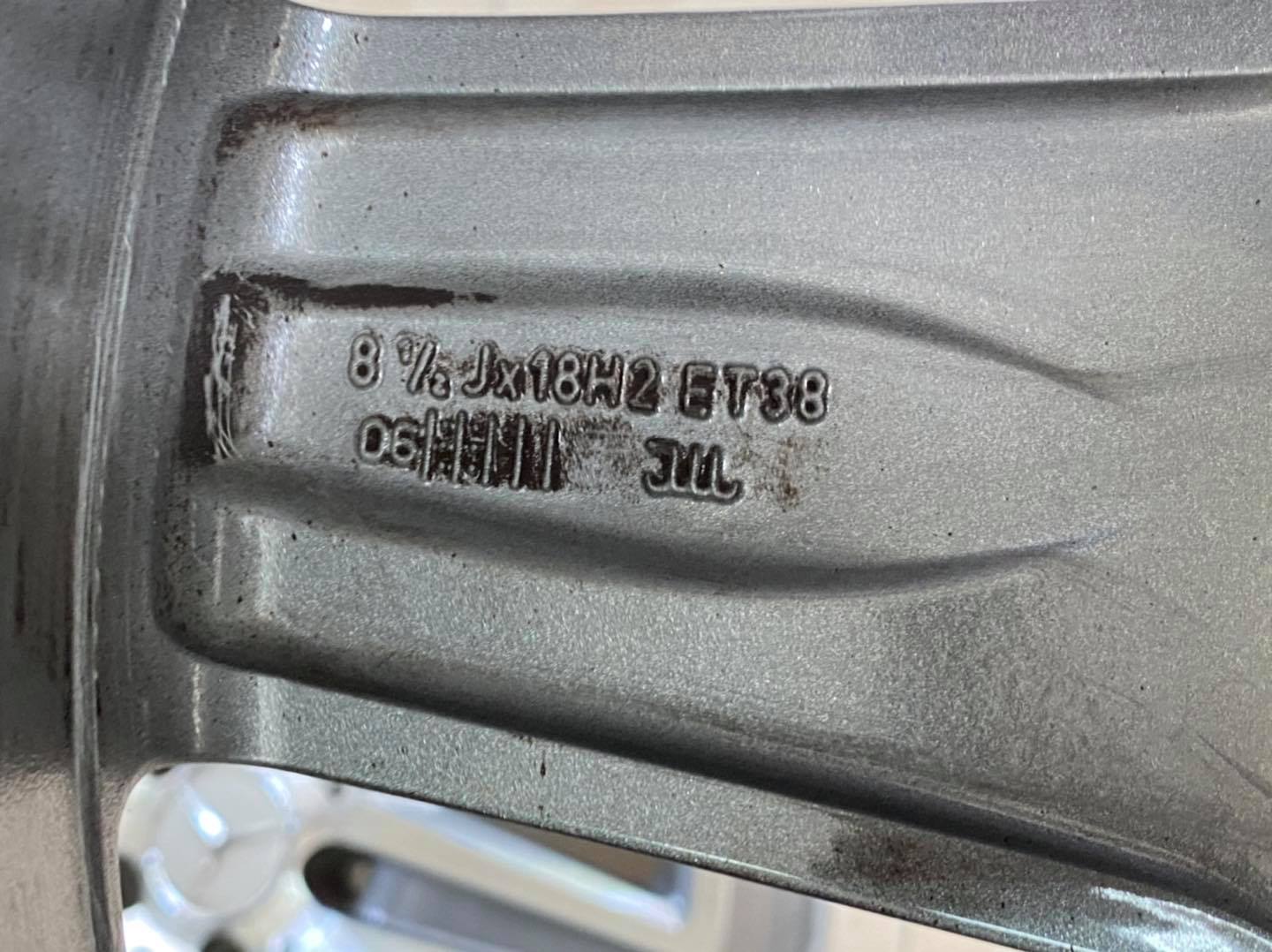 ล้อแท้ AMG st6 18" w211 E63