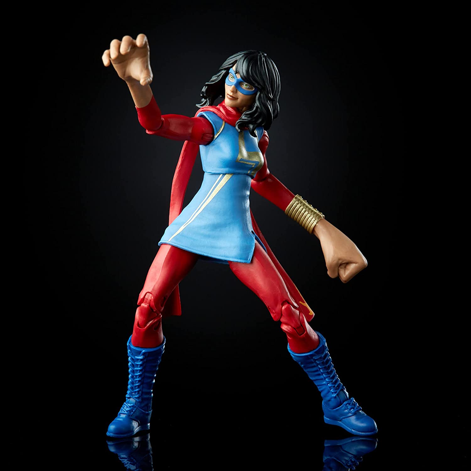 Hasbro Marvel Legends Series Gamerverse Ms. Marvel 6-inch Figure ฮาสโบร มาร์เวล เลเจนด์ ซีรี่ย์ส หุ่นโมเดลฟิกเกอร์ เกมเมอร์เวิร์ส มิส มาร์เวล ขนาด 6 นิ้ว ลิขสิทธิ์แท้