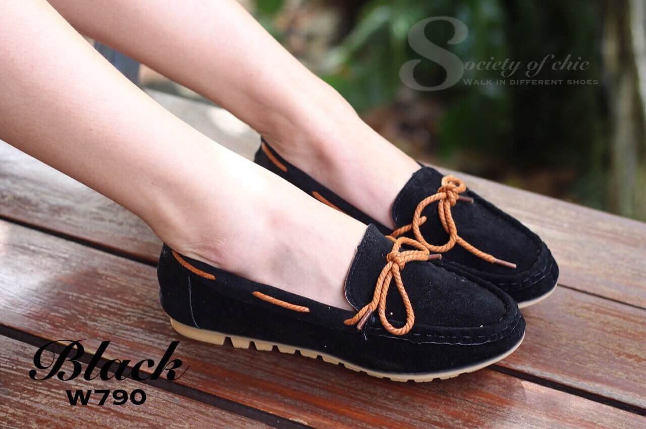 รองเท้า Moccsasin กำมะหยี่ (สีดำ)