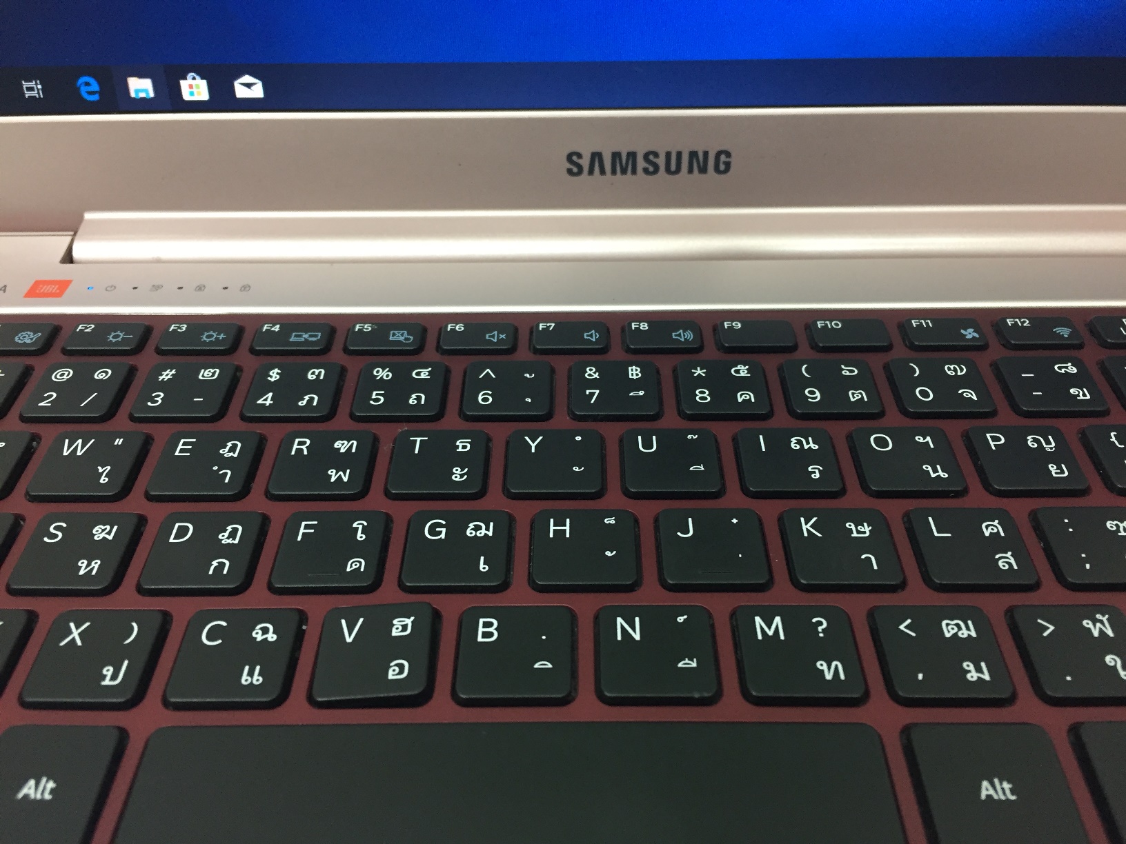 SAMSUNG Series 5 NP530U4E-A01TH