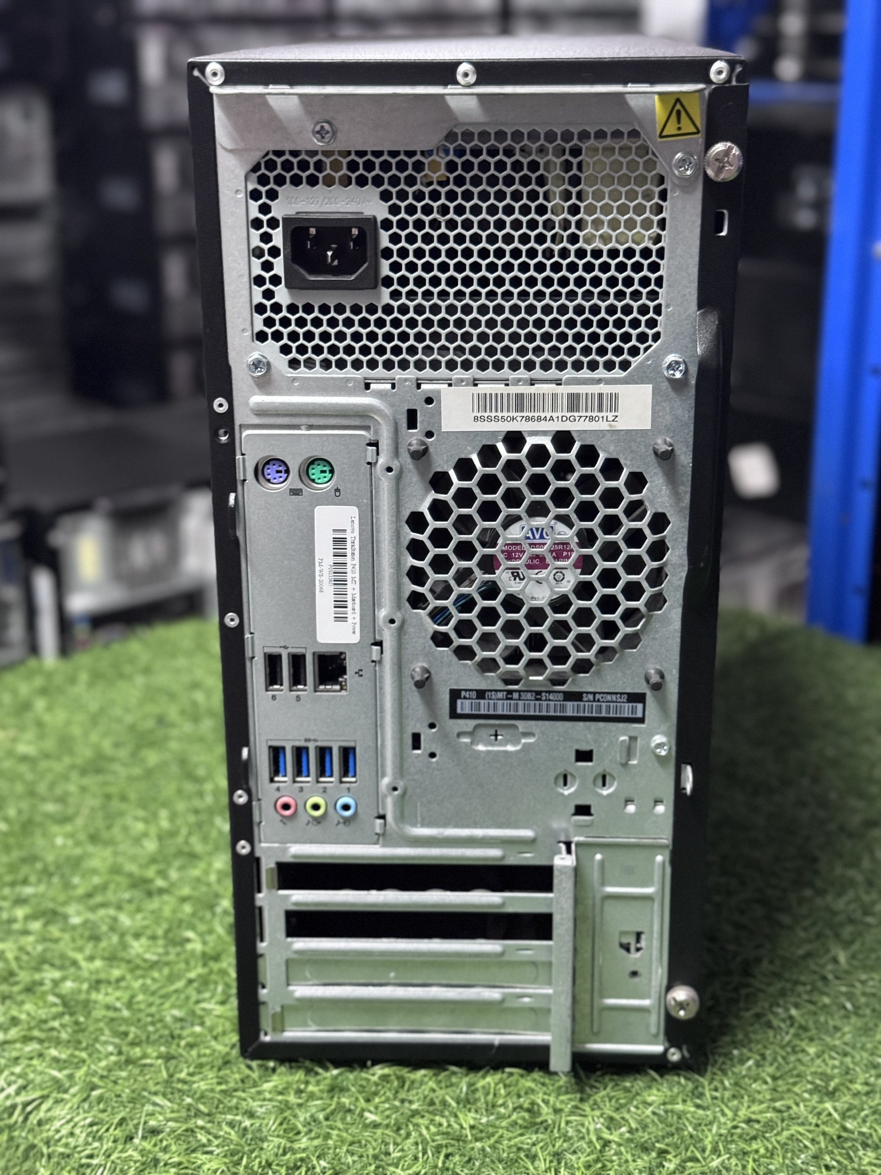คอมพิวเตอร์ Workstation Lenovo ThinkStation P410 MT Xeon E5-2660v4 Ram 32GB SSD 256GB Quadro P400 2GB GDDR5