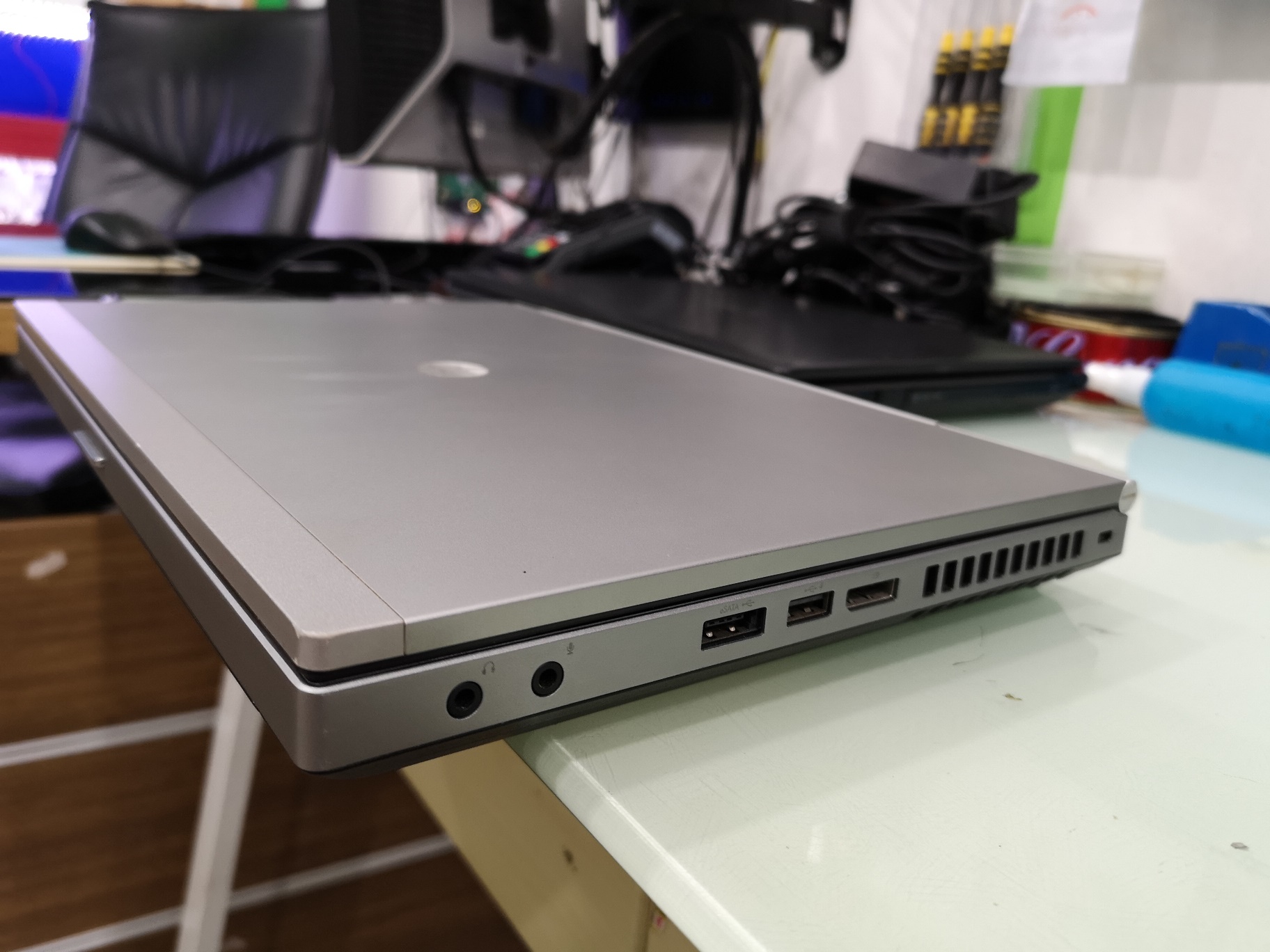 HP EliteBook 8470p 722TX