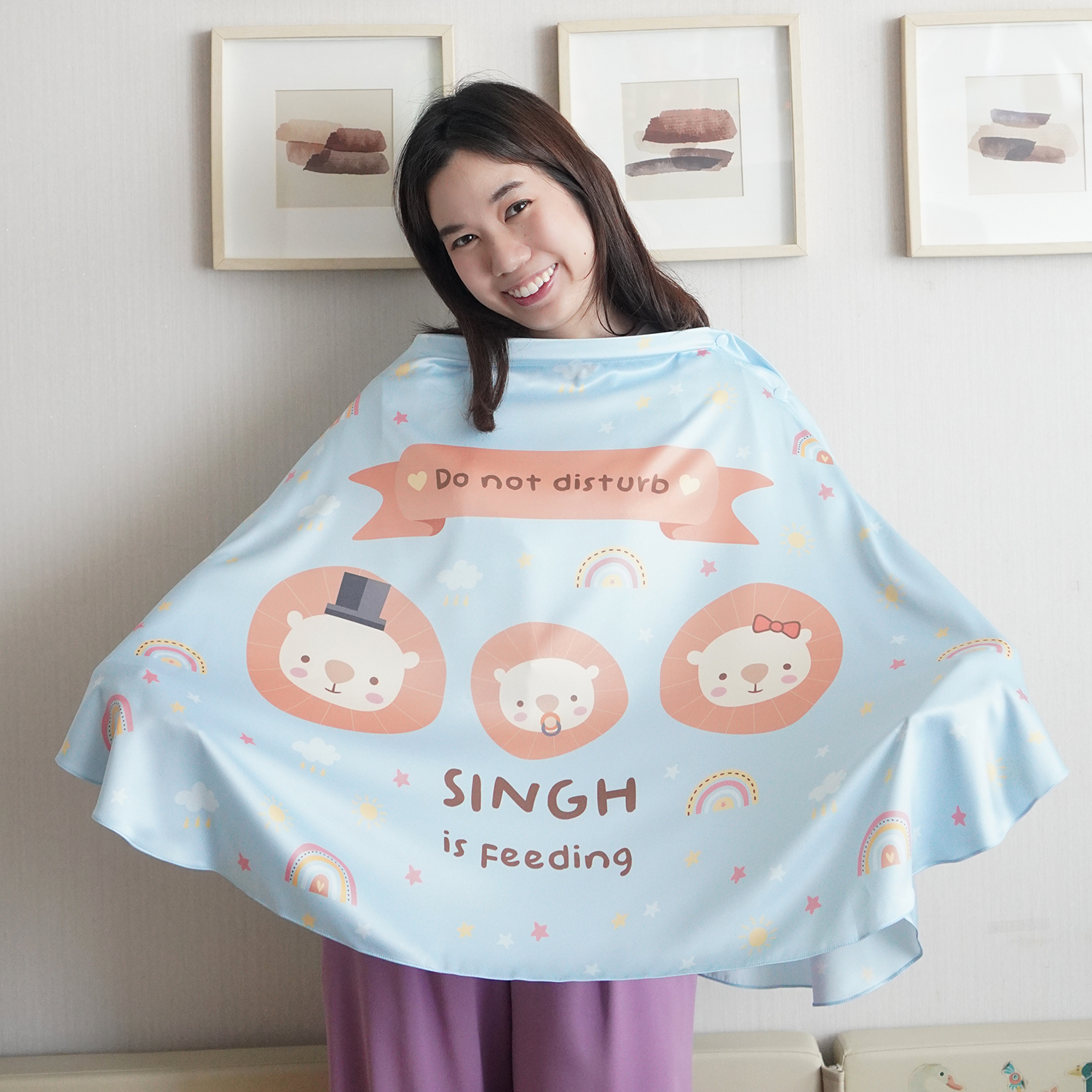 ผ้าคลุมให้นม 3in1 (รุ่นมีกระดุม ถอดโครงได้) แบบสั่งทำใส่ชื่อ ลาย Lion - Blue