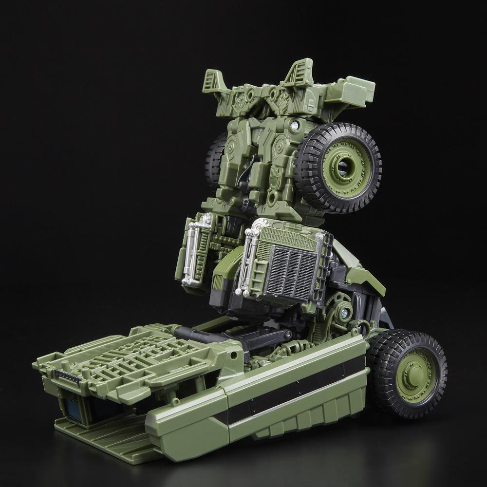 Hasbro Transformers Studio Series 42 Voyager Class Constructicon Long Haul Action Figure 6.5 Inch ฮาสโบร ทรานสฟอเมอร์ส สตูดิโอ ซีรีย์ส 42 วอยเอเจอร์ คลาส หุ่นยนต์คอนสตรัคติคอน ลองฮาวล์ 6.5 นิ้ว ลิขสิทธิ์แท้