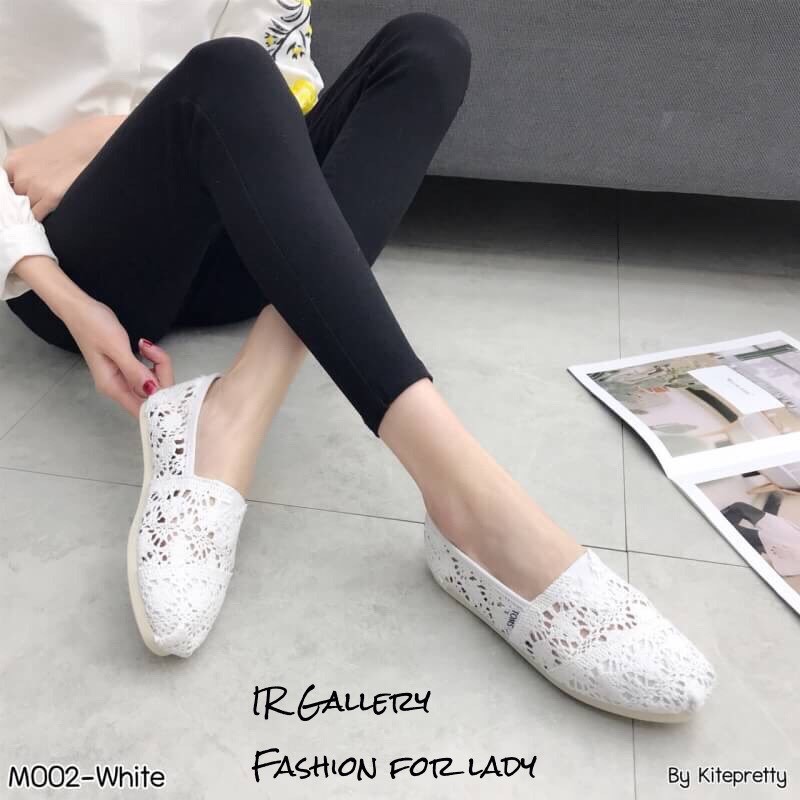 รองเท้าลูกไม้ Style Toms (สีเทา)