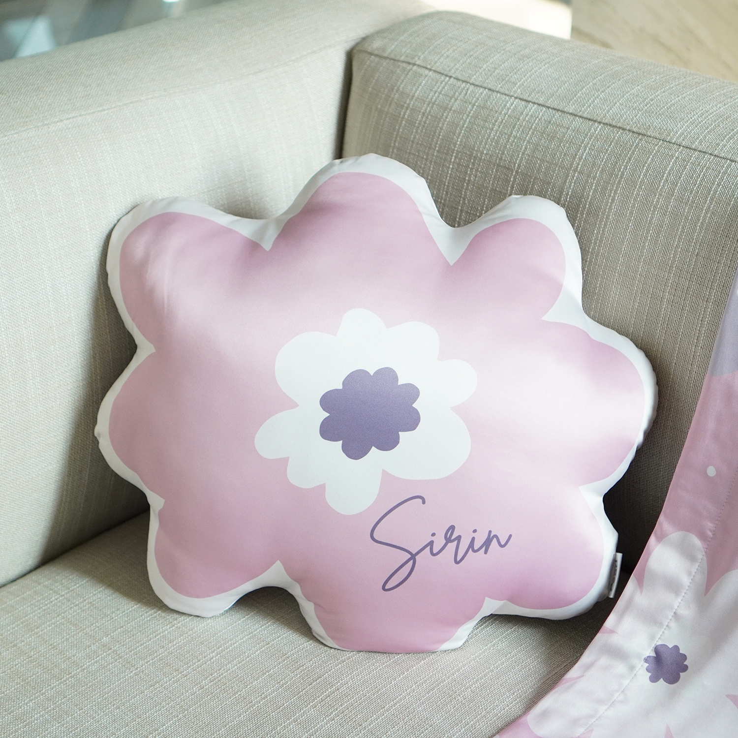 ชุดของขวัญเด็ก ผ้าห่ม Milestone ขนาด 75x100cm + หมอนอิง ลาย Big Flower - Pink