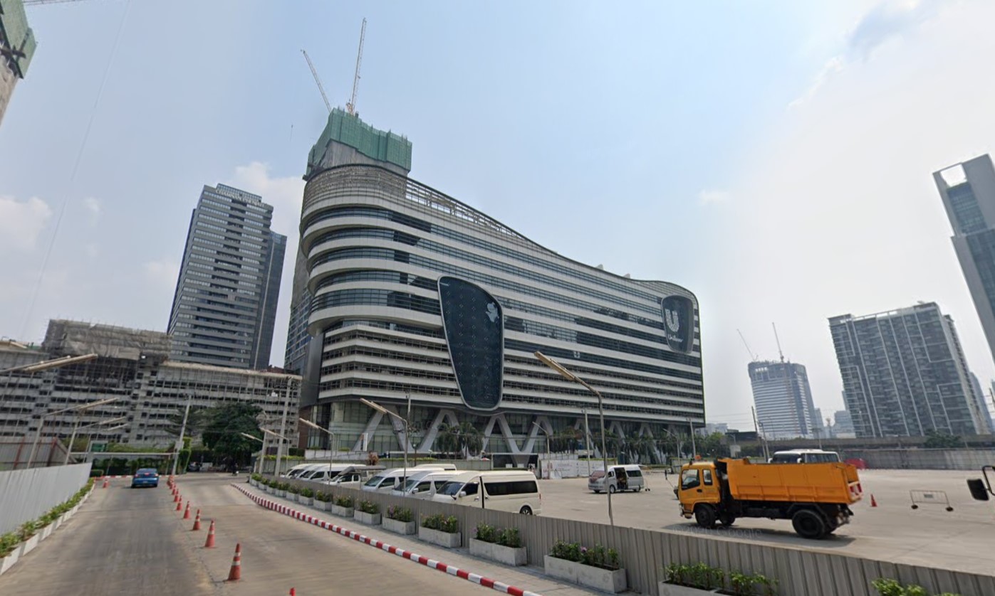 อาคารสำนักงาน ยูนิลีเวอร์ เฮ้าส์ สำนักงานให้เช่าใกล้รถไฟฟ้า MRT พระราม 9 และ ใกล้ห้างเซ็นทรัลพระราม 9 กรุงเทพฯ