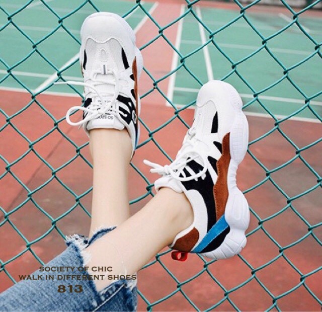 รองเท้าผ้าใบทรง Sportแต่งสี (สีน้ำตาล)