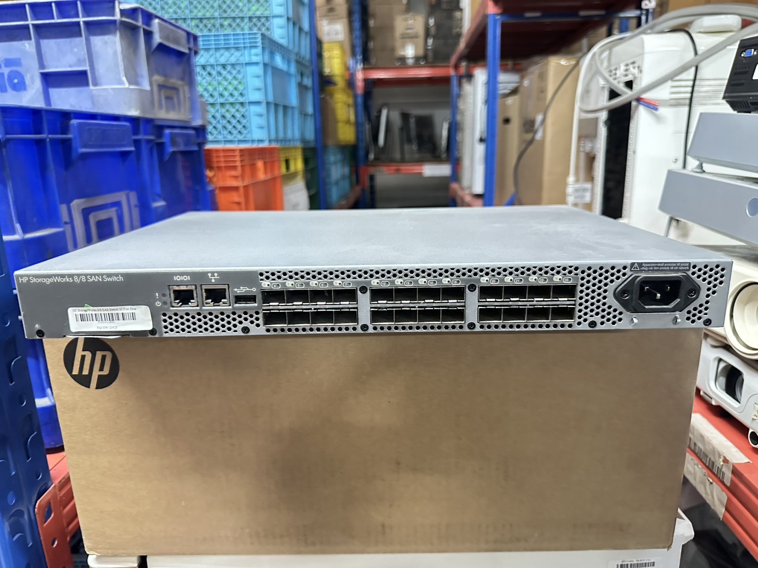 HP StorageWorks 8/8 SAS Switch 23 Port Fiber