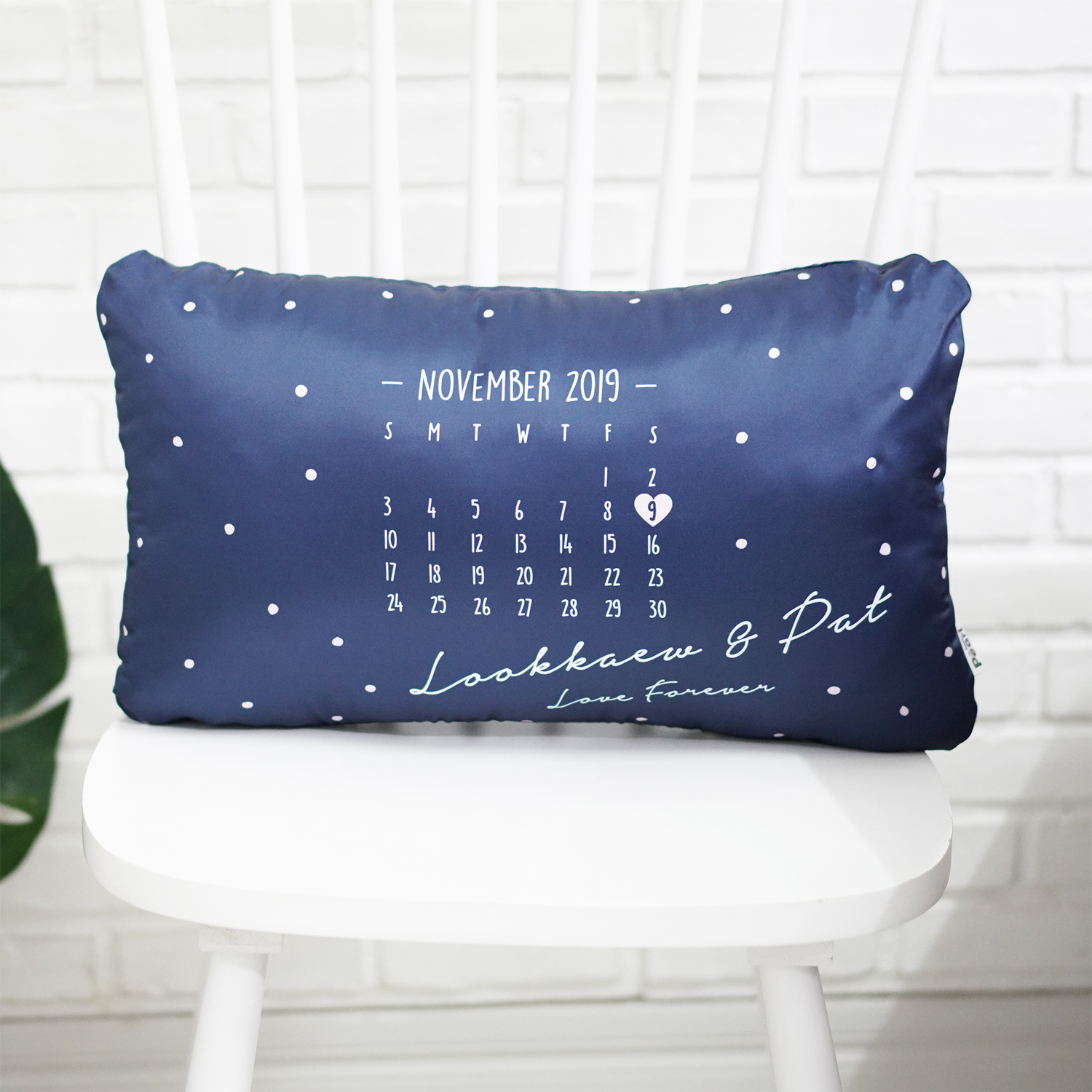 หมอนอิงทรงสี่เหลี่ยมยาว Calendar - Navy