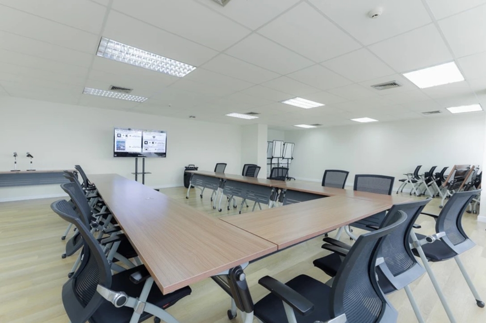 อาคาร ส.ทาวเวอร์ สำนักงานให้เช่าย่านบางนา ติดถนนบางนา-ตราด อ.บางพลี จ.สมุทรปราการ