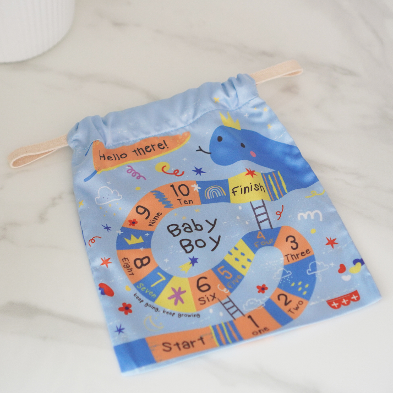 ผ้าคลุมให้นม 3in1 (รุ่นมีกระดุม ถอดโครงได้) แบบสั่งทำใส่ชื่อ ลาย Snake and Ladders - Blue