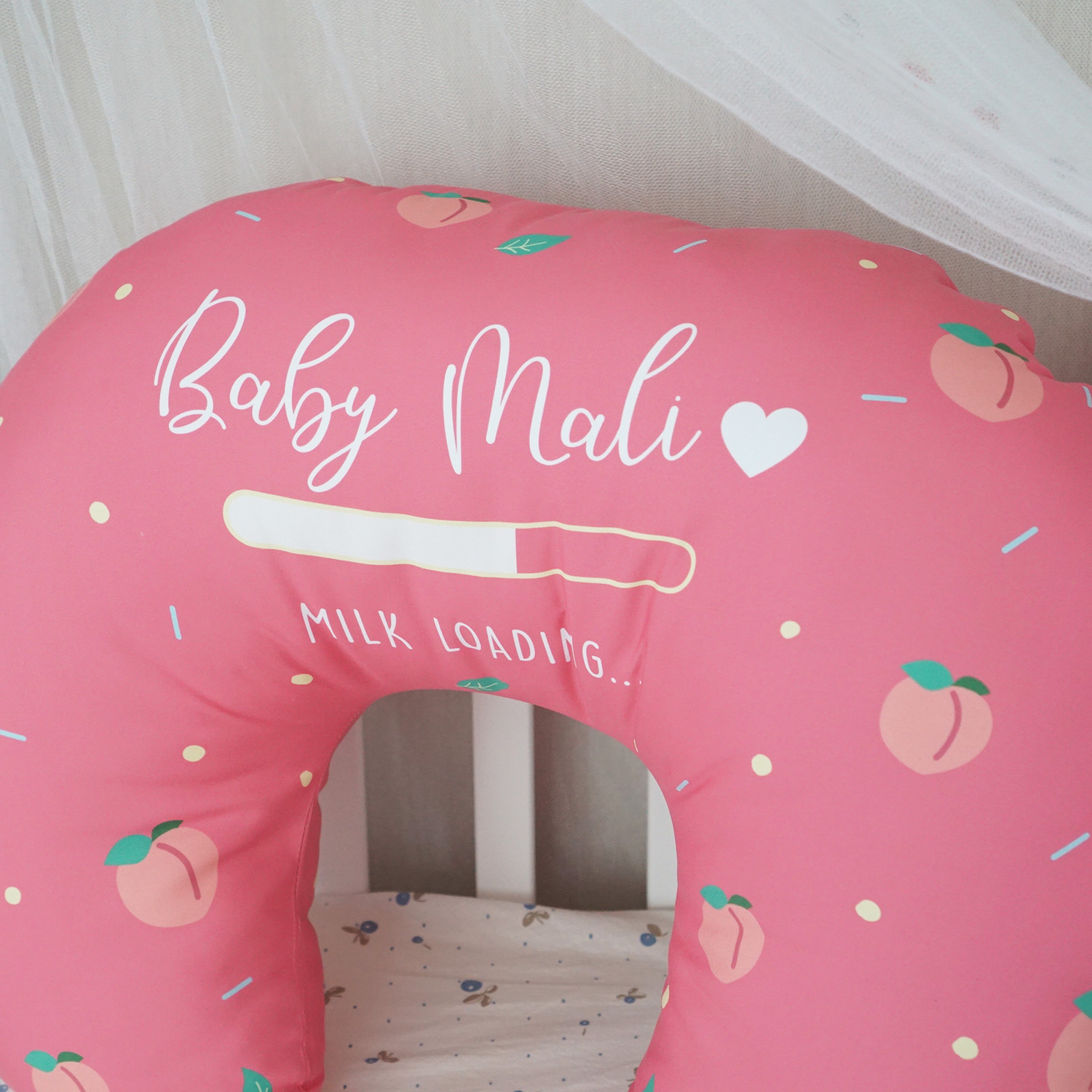หมอนรองให้นม สั่งทำใส่ชื่อ ลาย Peach - Pink