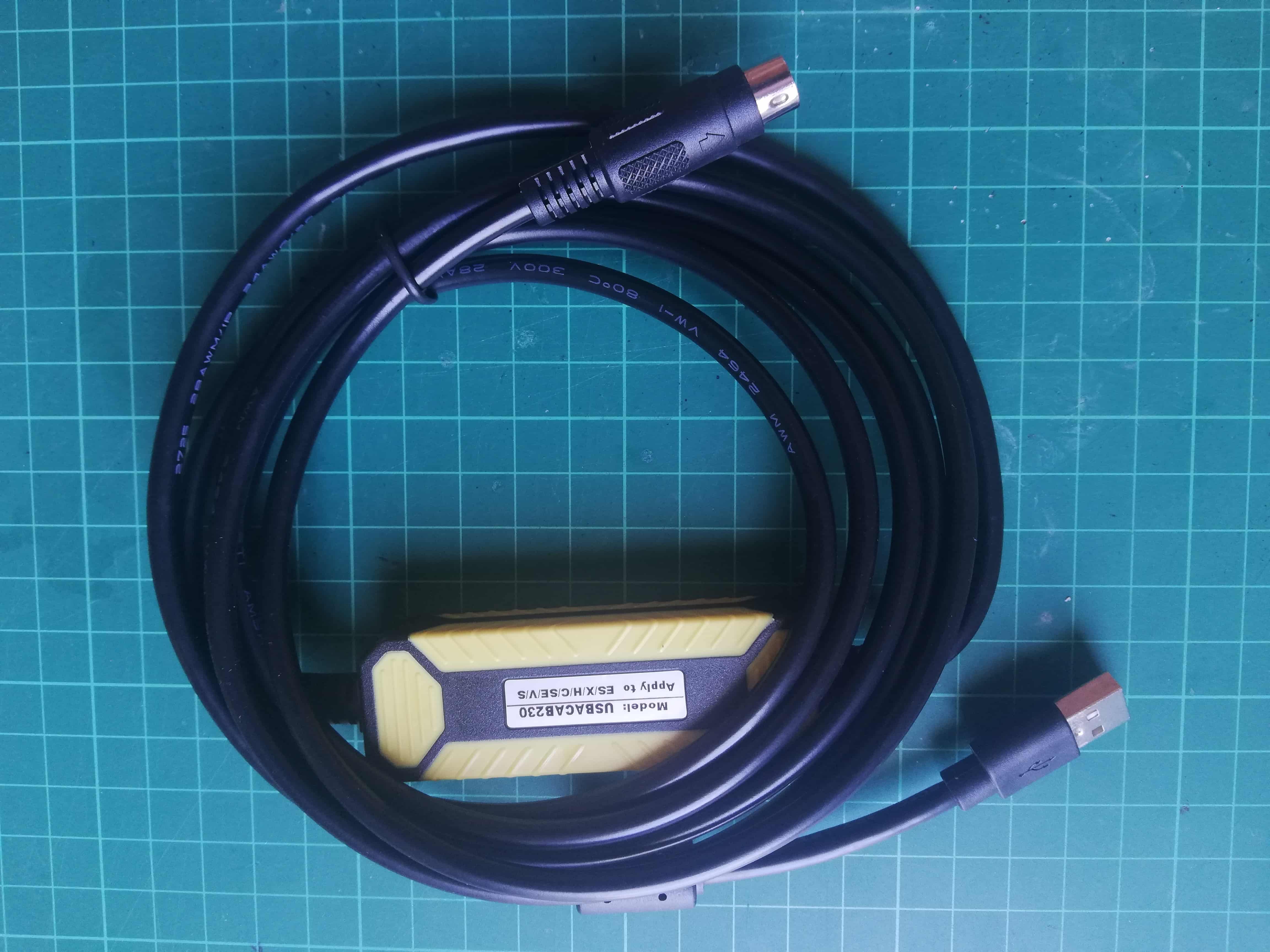 USBACAB320 (สายโปรแกรม PLC)