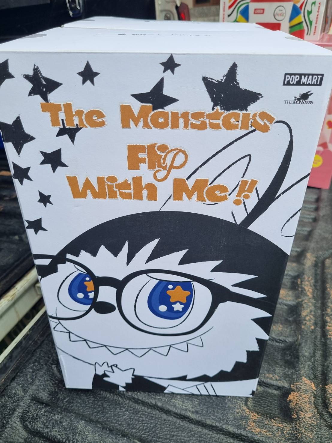 ตุ๊กตา POP MART THE MONSTERS - FLIP WITH ME