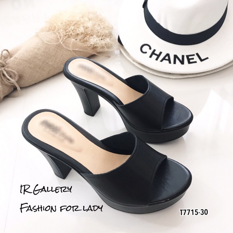 รองเท้าส้นสูงเปิดส้นแบบสวม (สีชมพูแชมเปญ)