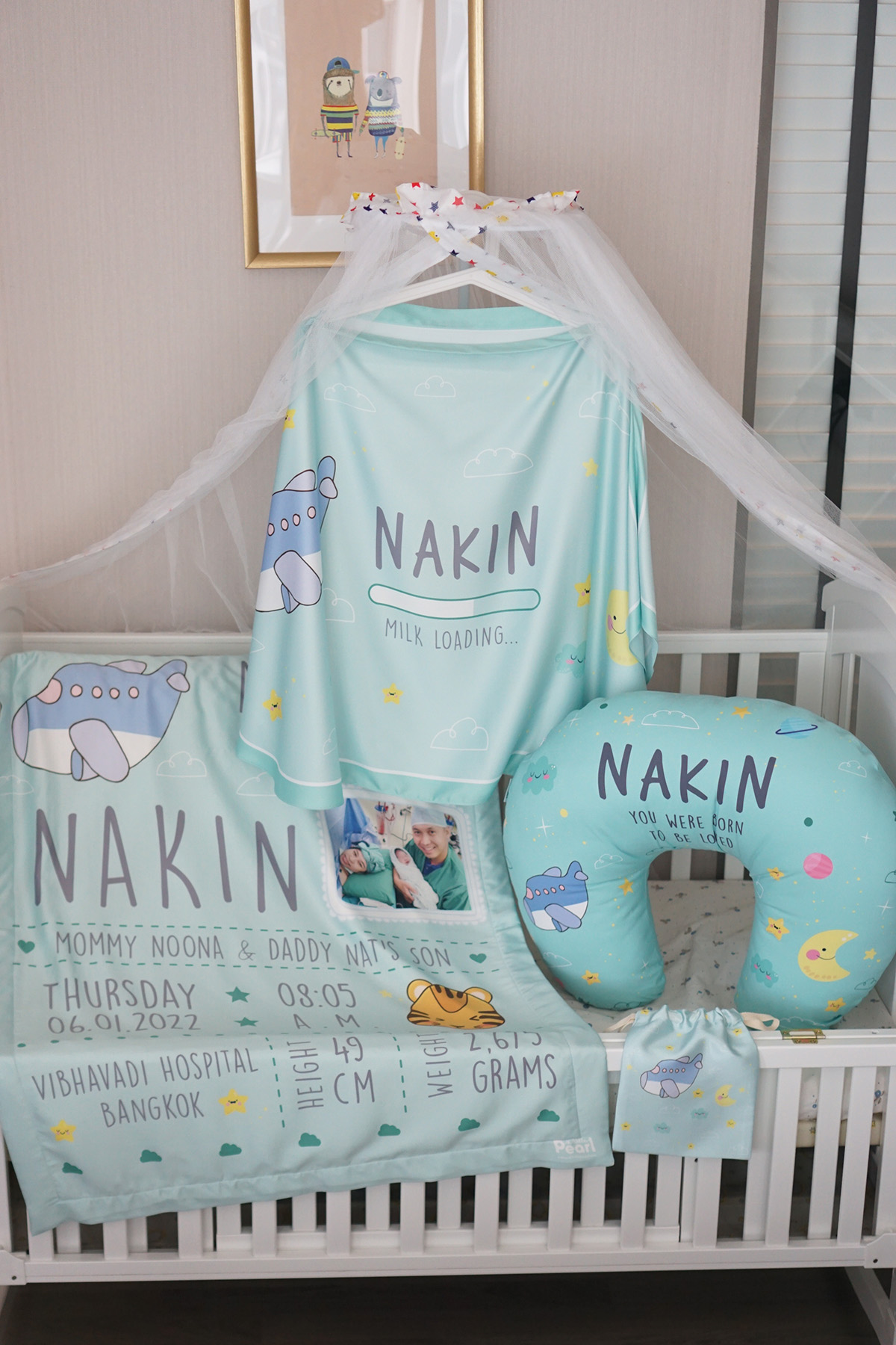 ชุดของขวัญเด็กแรกเกิด NP3 ผ้าห่มเพิ่มรูปถ่าย ขนาด 75x100cm + ผ้าคลุมให้นม + หมอนรองให้นม ลาย Mountain - Lavender