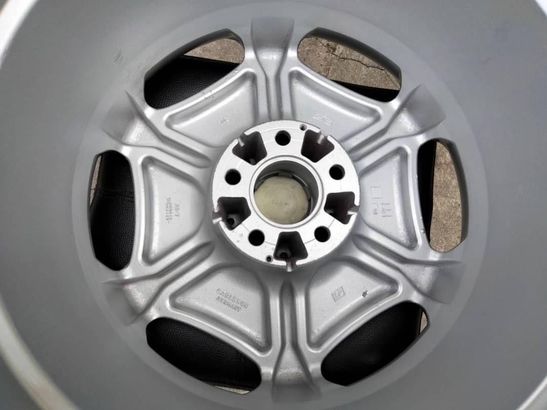 ล้อแท้ carlsson 1/6 18"