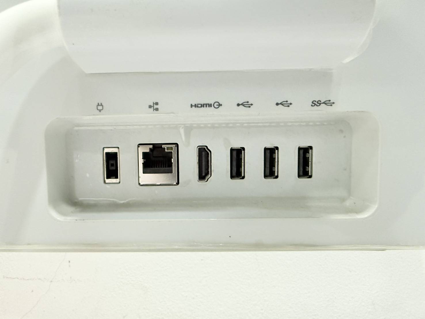 ออลอินวัน Lenovo IdeaCentre AIO A340-22IWL(5405U/8GB/M.2 256GB/1TB)+Adapter จอมีรอย ฟิล์มมุมจอถลอก