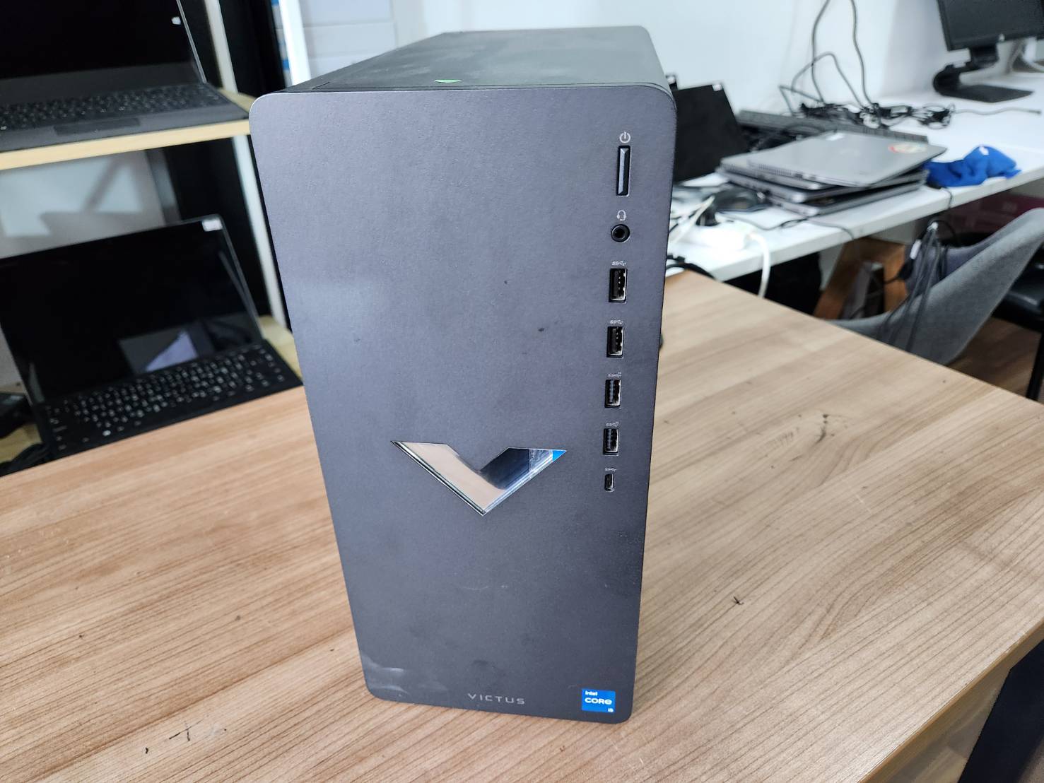 PC HP Victus 15L Gaming TG02-2005d (i5-1440F/16GB*2/RTX4060 6GB)