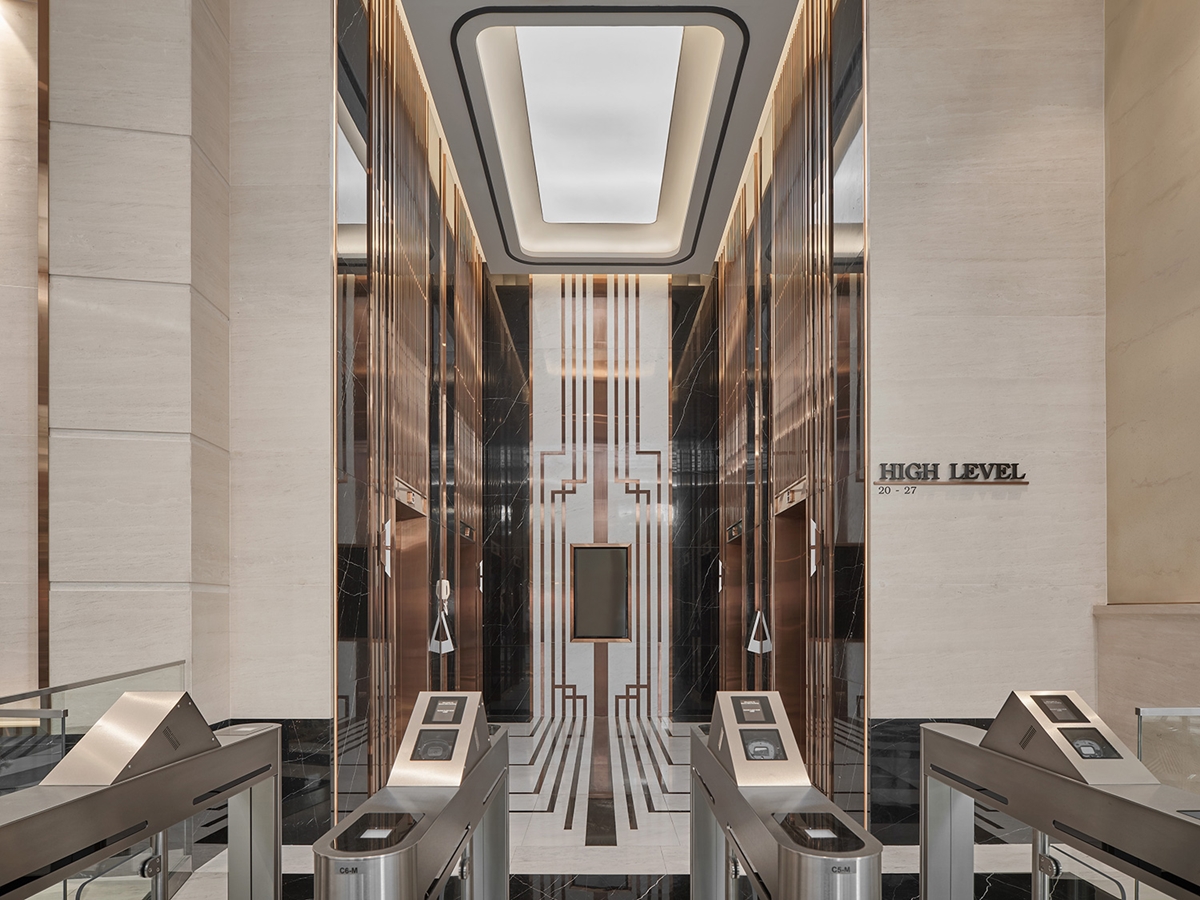 อาคารสำนักงานโครนอส สาทร (Kronos Sathorn office building) สำนักงานให้เช่าย่านถนนสาทร พระราม 4 กรุงเทพฯ ใกล้สวนลุมพินี เพียง 700 เมตร