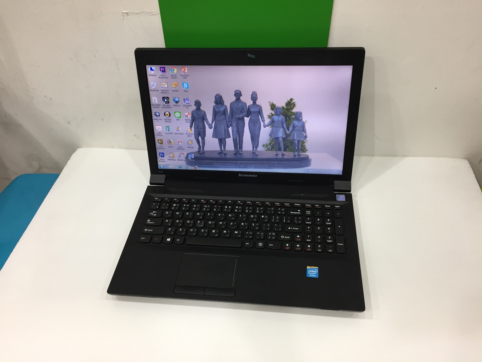 LENOVO B590