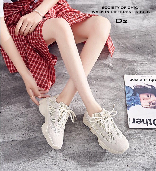 รองเท้าผ้าใบแฟชั่นสไตล์สปอร์ตแต่งตาข่าย (สีครีม)