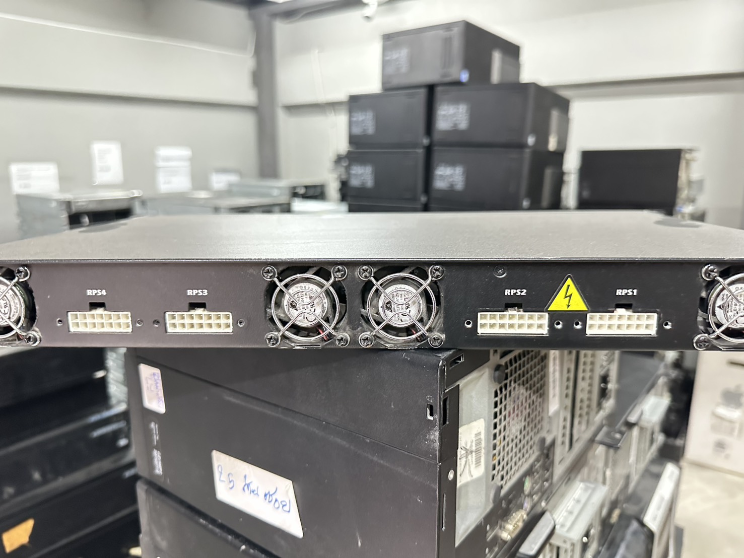 พาวเวอร์ซัพพลาย Dell PowerConnect RPS-600 600w 100-240V Redundant Server Power Supply UPS USV