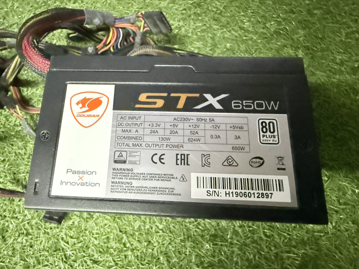 Cougar 650 Watt STX (80+) สายตามรูป